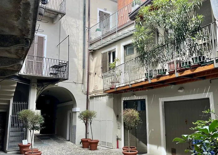Casa Sul Arona